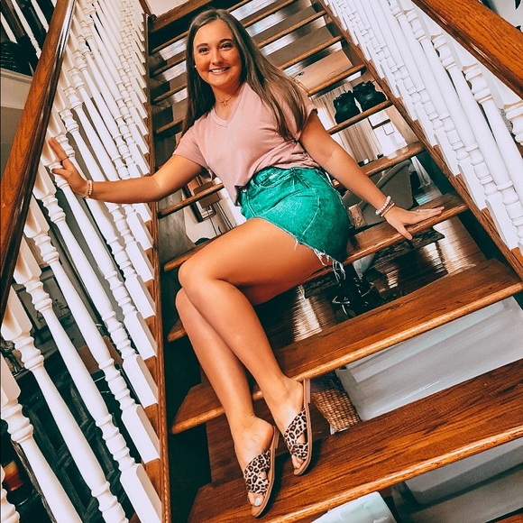 Meet your Posher, Bayle - Picture 2 of 2